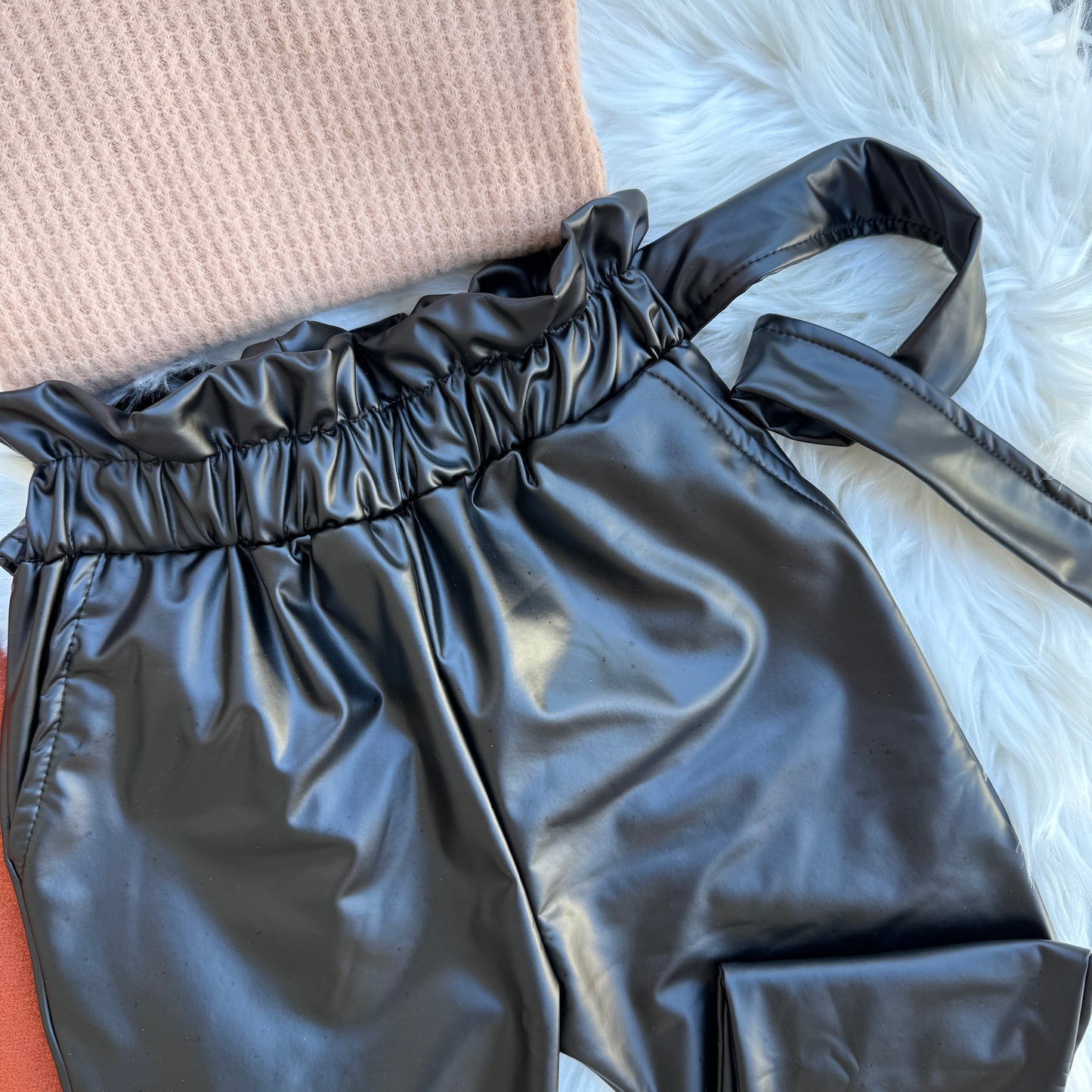 Ensemble manteau, pantalon & pull