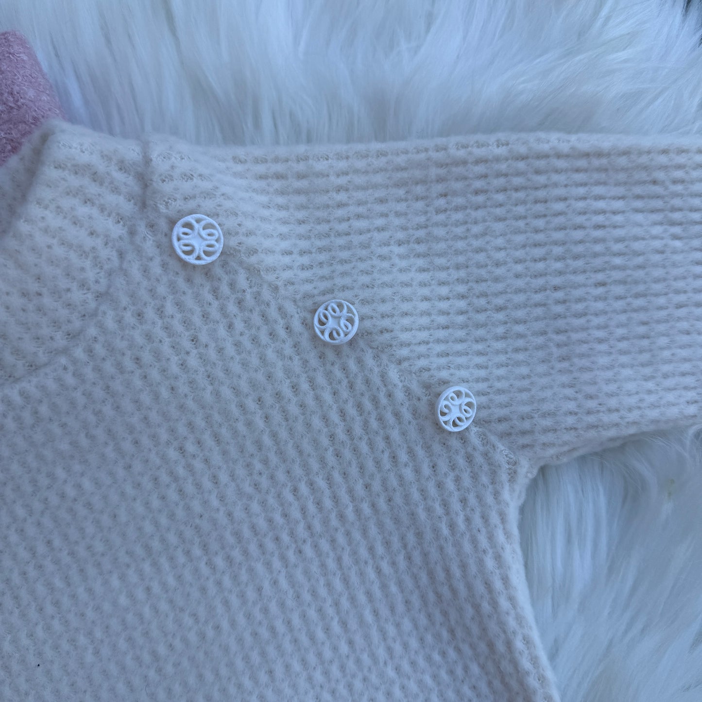 Ensemble manteau, jupe et tricot